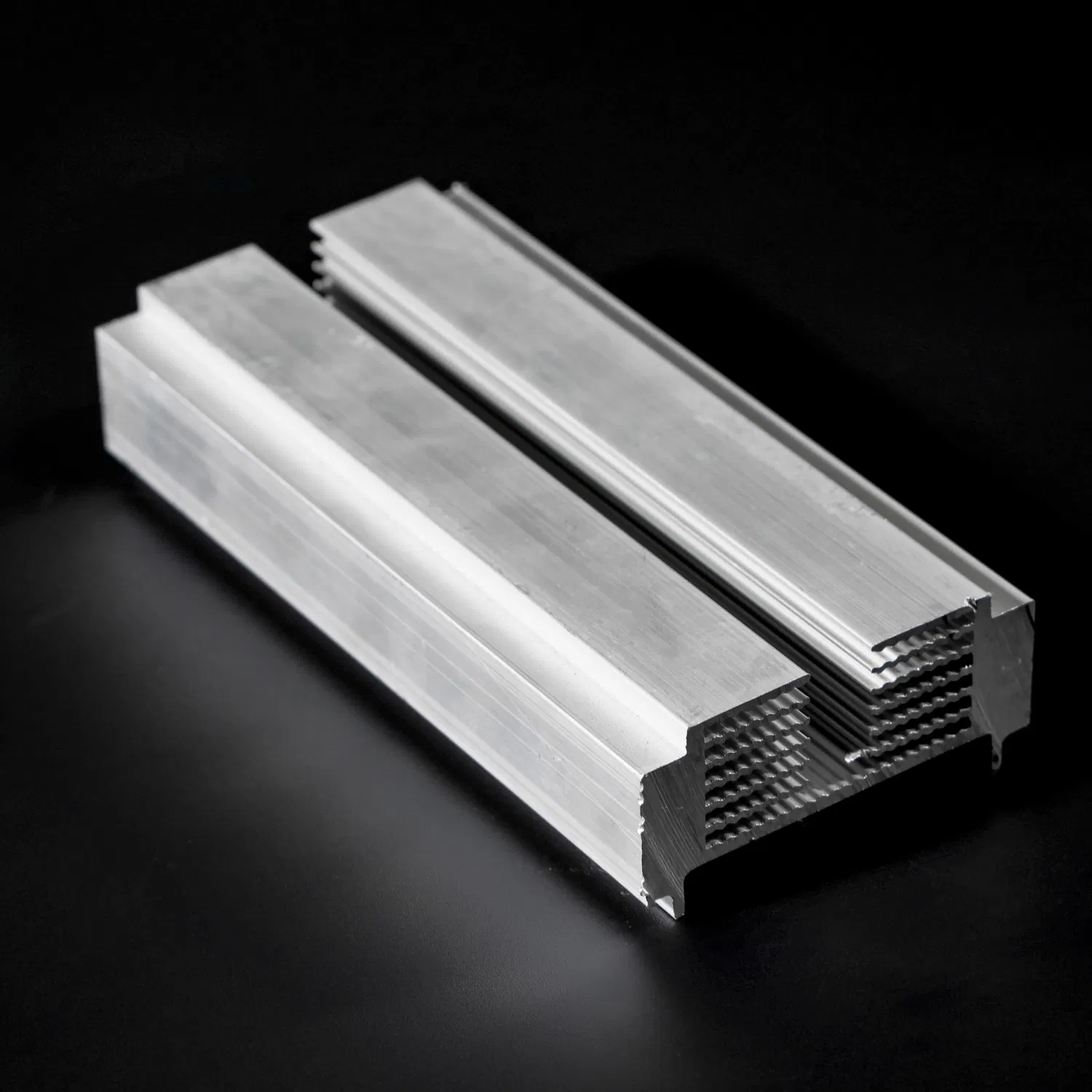 Factory Custom High Quality Aluminum Extruded Building Industry Aluminum Extrusion Profile