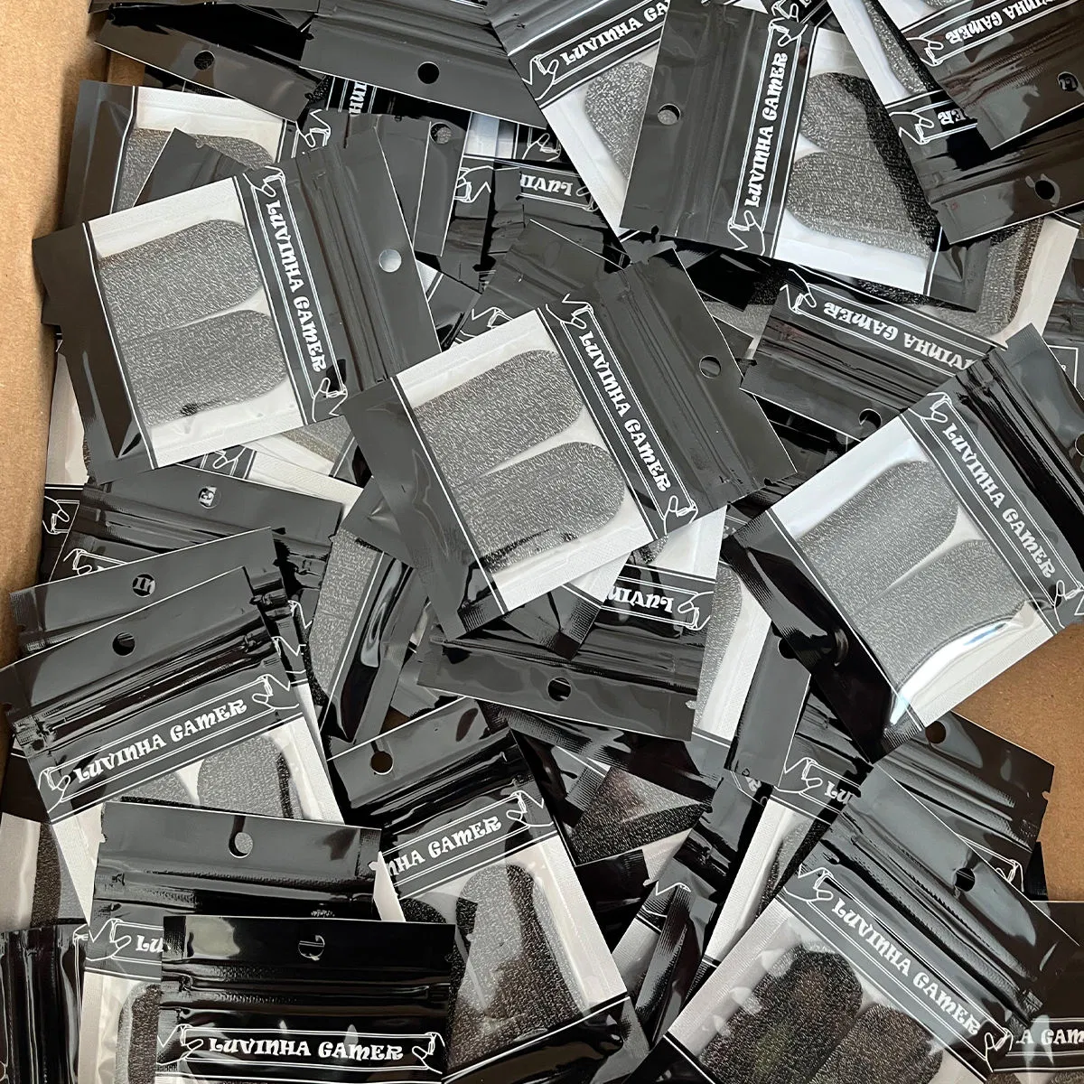 Антипотные напальчники для мобильного гейминга