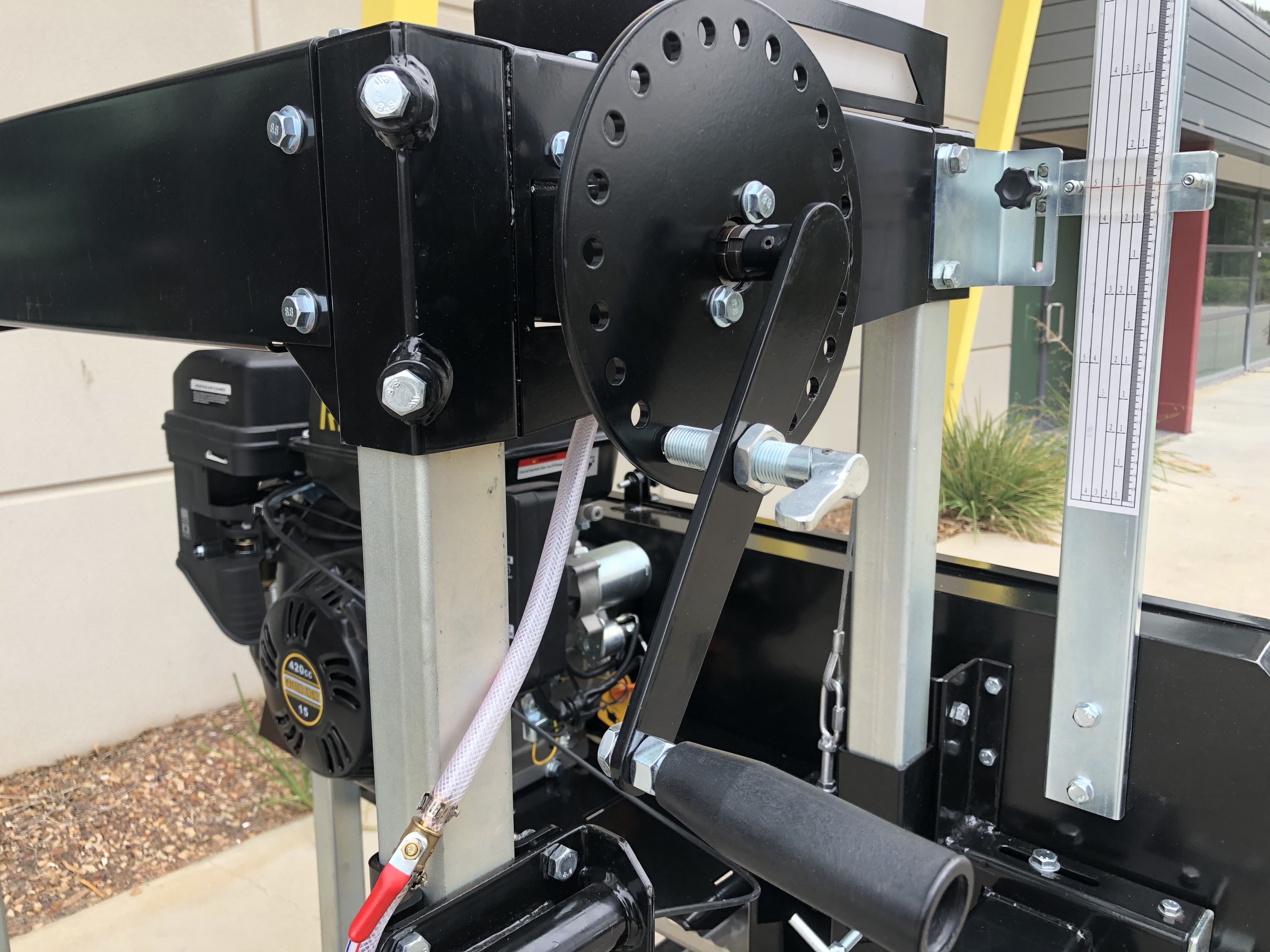 Ленточная пила по дереву портативная 26 дюймов