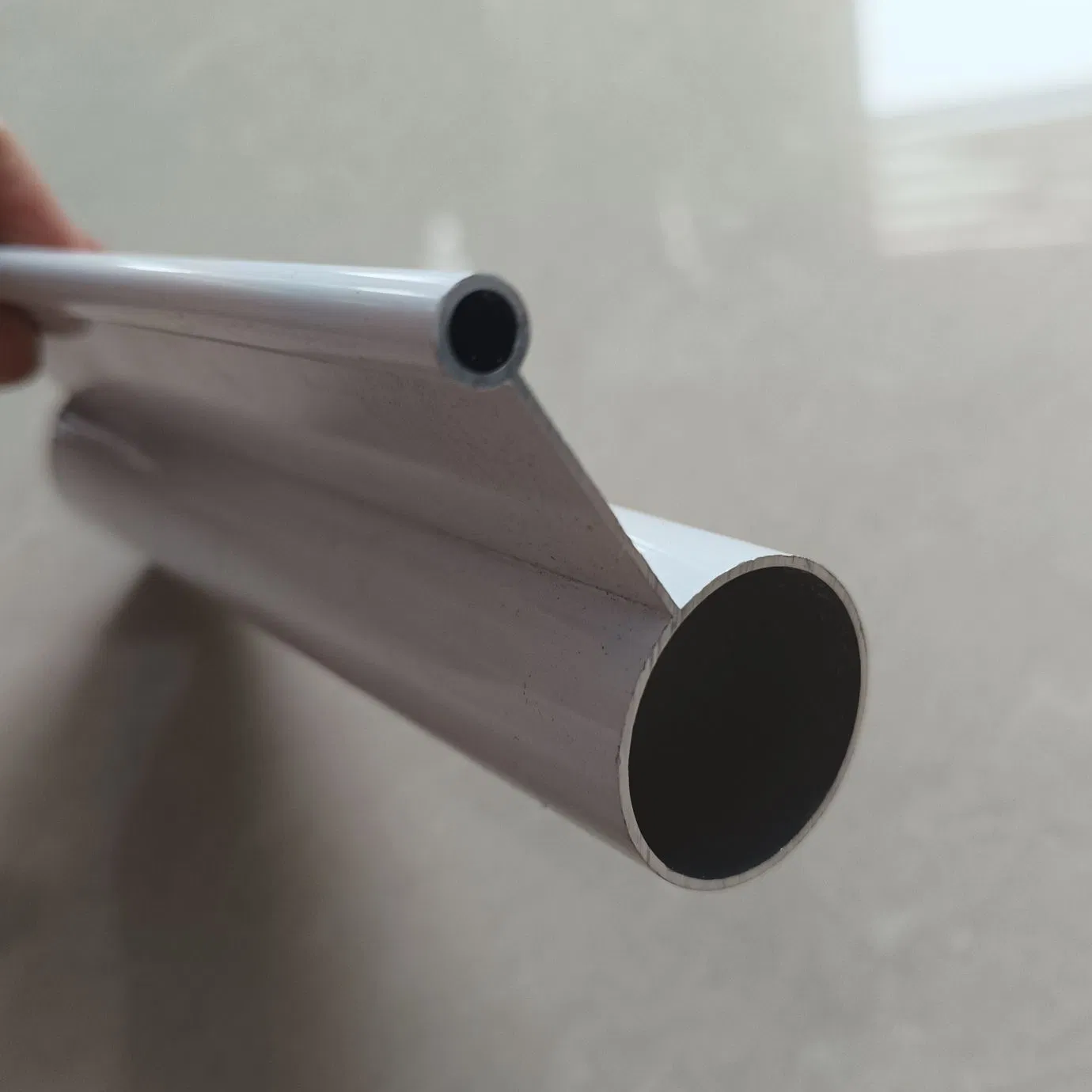 Household Electric Clothes Hanger Aluminum Rod/Beam/Rail/Rack with White Power Coating