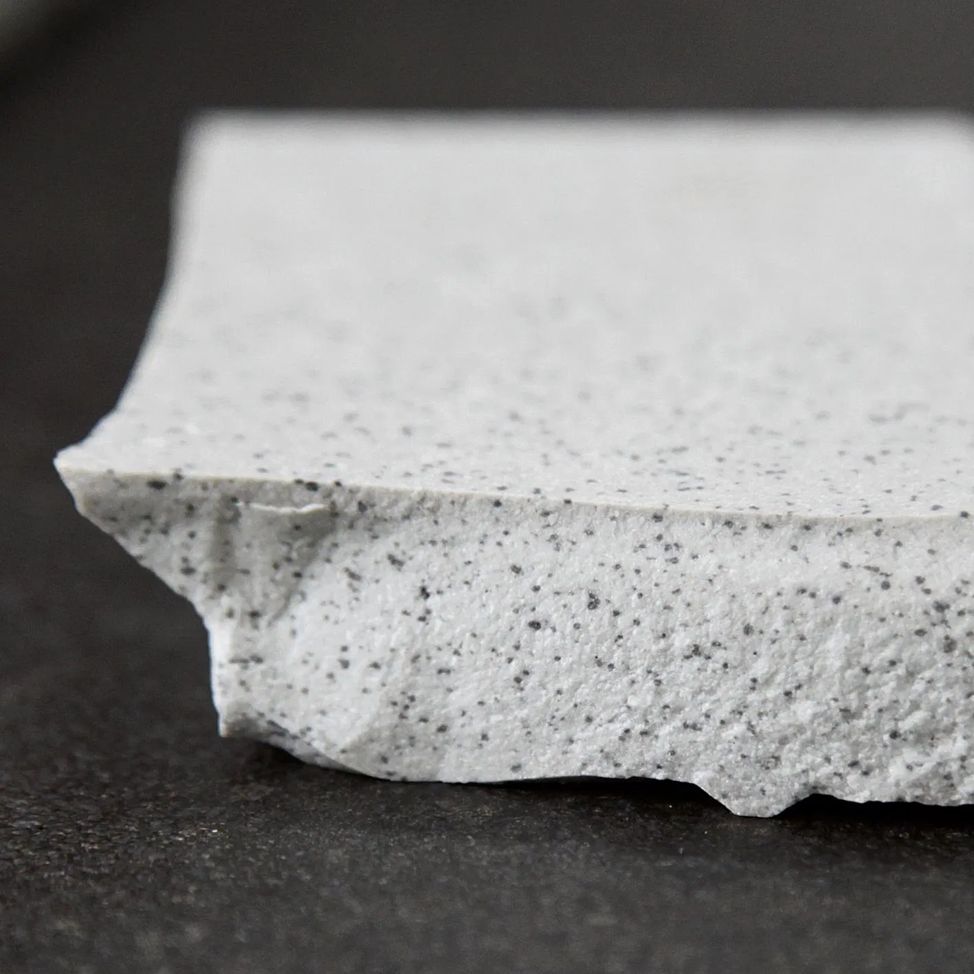 Durable Good Quality Resistant High Temperature Wear Resistant Anti Cracking Artificial Quartz Stone