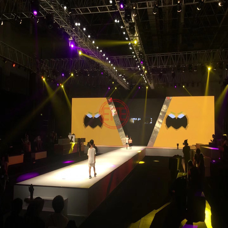 Aluminum Square Tube Screw Stage Truss Equipment for Trade Show Booth Stage Equipment