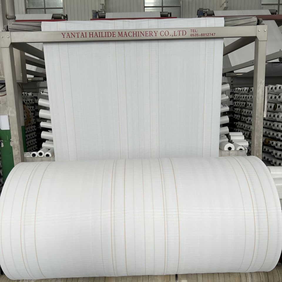 China Factory White 60GSM PP Tubular Laminated Woven Fabric Roll Plastic Fabric Roll for Bag Making
