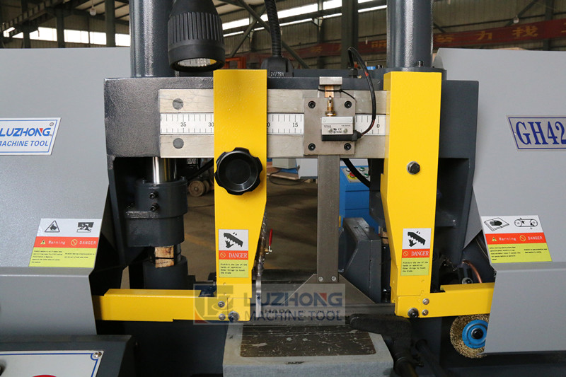 Станок ленточнопильный по металлу GH4228