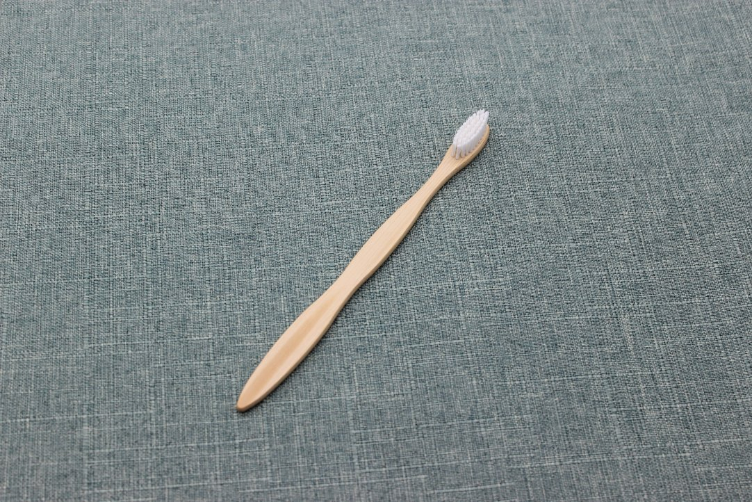 Different Shape Natural Bamboo Toothbrush Hand 05