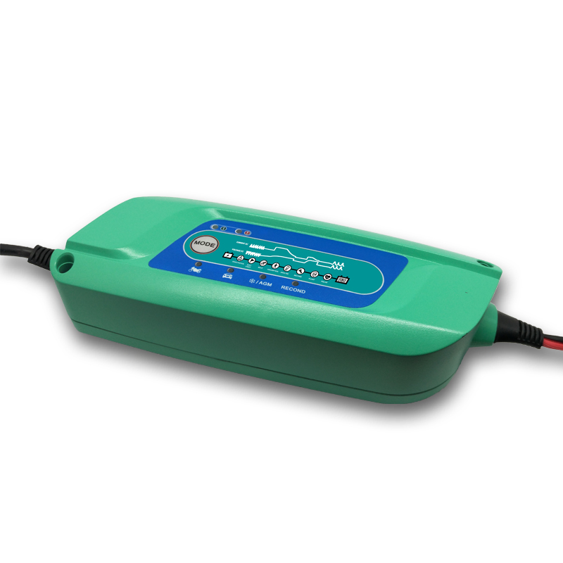 Автоматическое зарядное устройство TOKING 12V для авто и мотоциклов