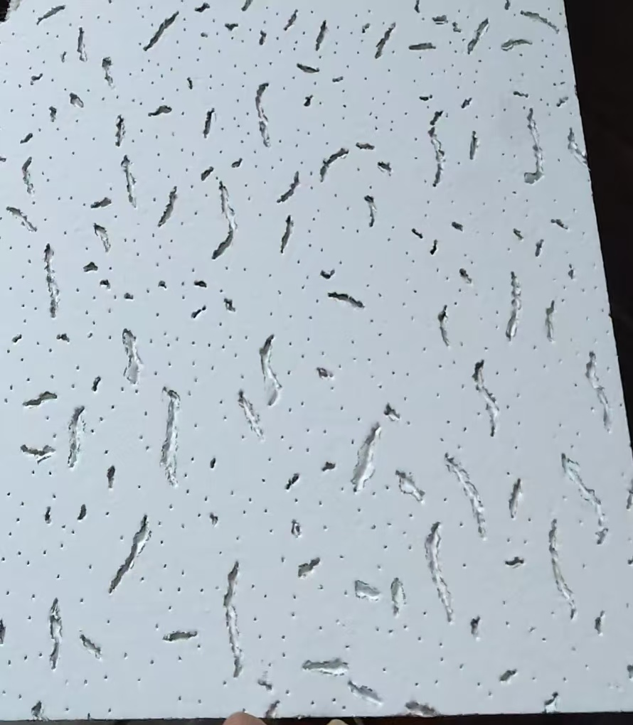 Durable Rh90 Cac 35 Mineral Fiber Ceiling Panels Soundproof Function