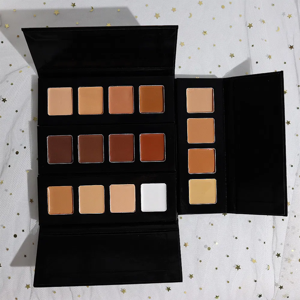 Vegan Matte Cream Concealer Palette in Black and White Packaging