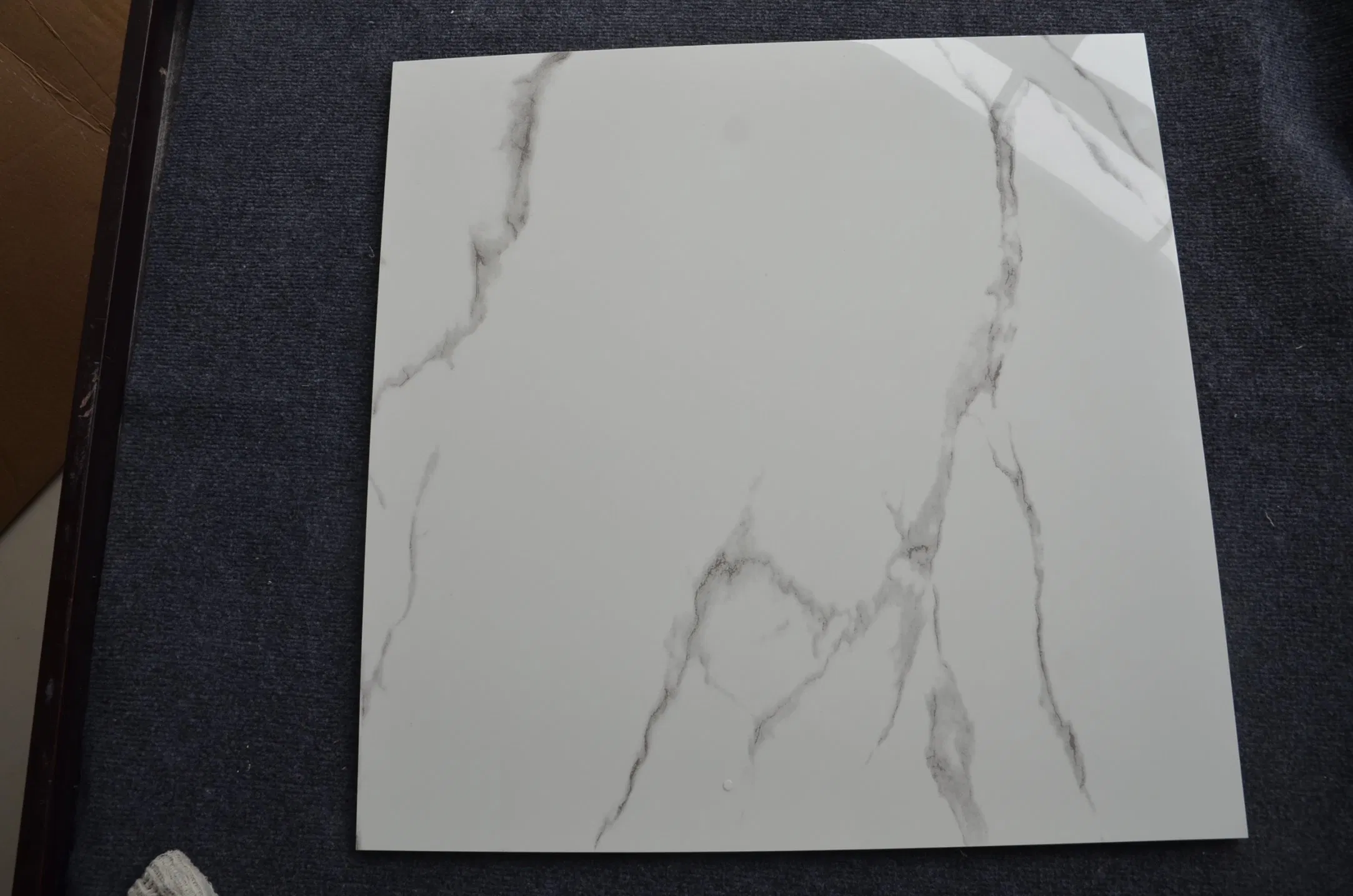 Плитка First Choice Carrara White глянцевая полированная