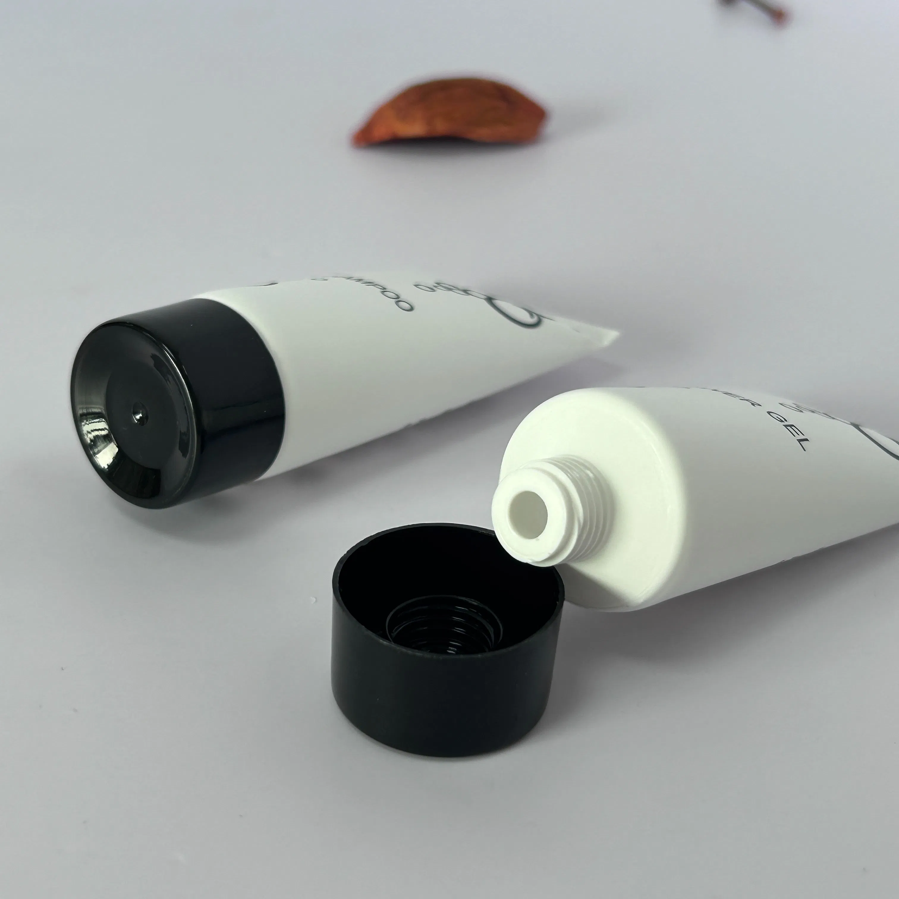 Cosmetic Unique Tube with Screw Flip Top for Eco Friendly Biodegradable Hotel Supplies Bathroom