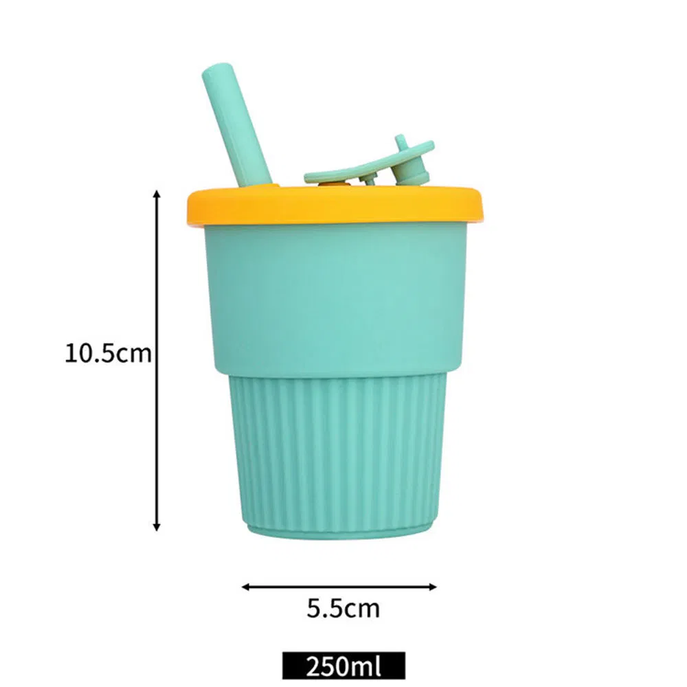 Детская силиконовая кружка с трубочкой для молочного чая