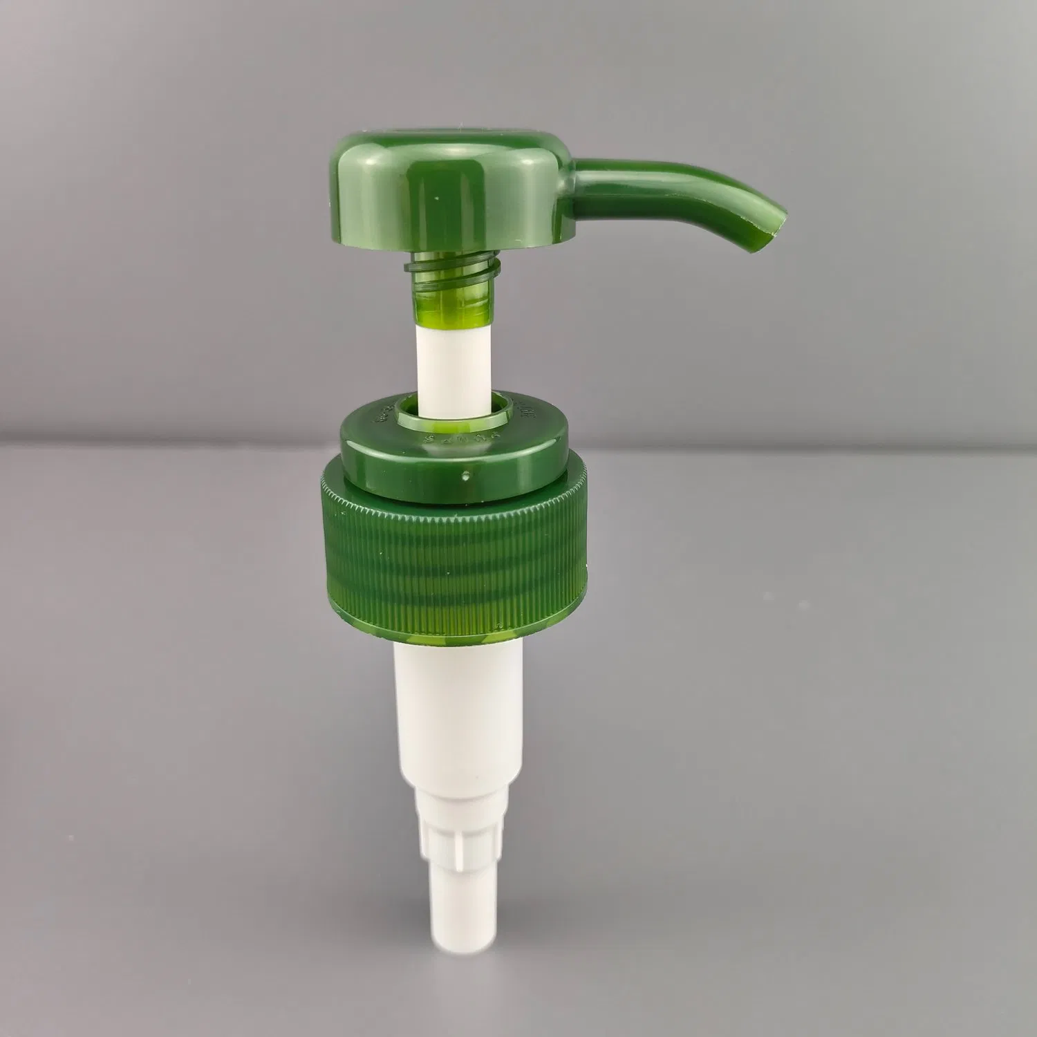 New Design 4cc Lotion Pump for Body Wash and Shampoo with a Tenuous Nozzle