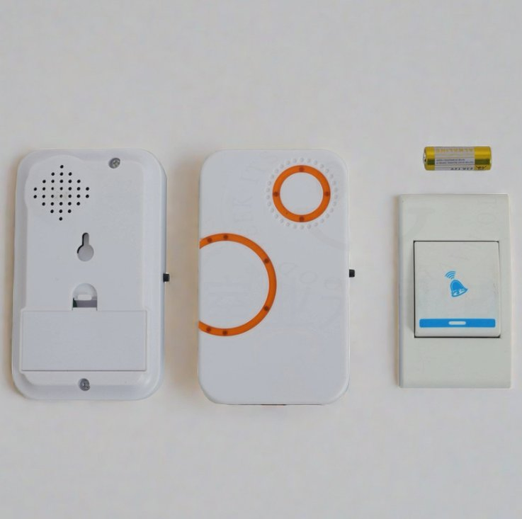 Modern Wireless Doorbell with Quick Setup and Long-Lasting Batteries