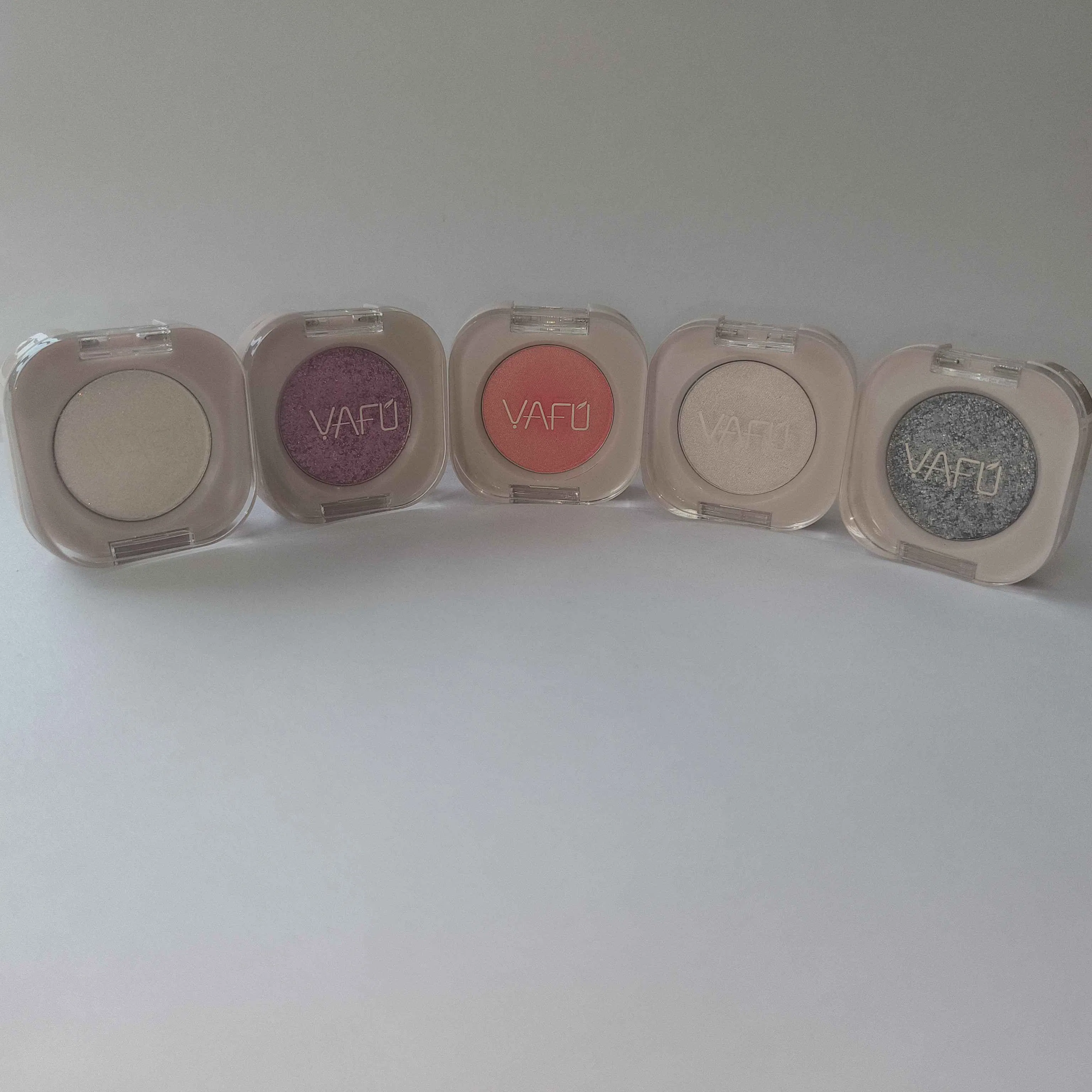 Premium Eyeshadow Pigment Set for Global Beauty Retailers