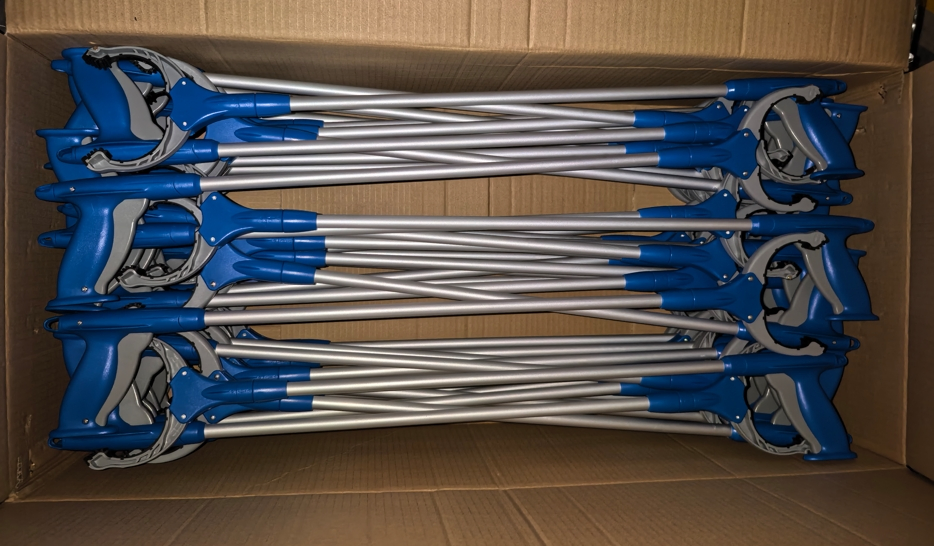 Outdoor Litter Cleaning Reaching Tool and Trash Pick up Tools