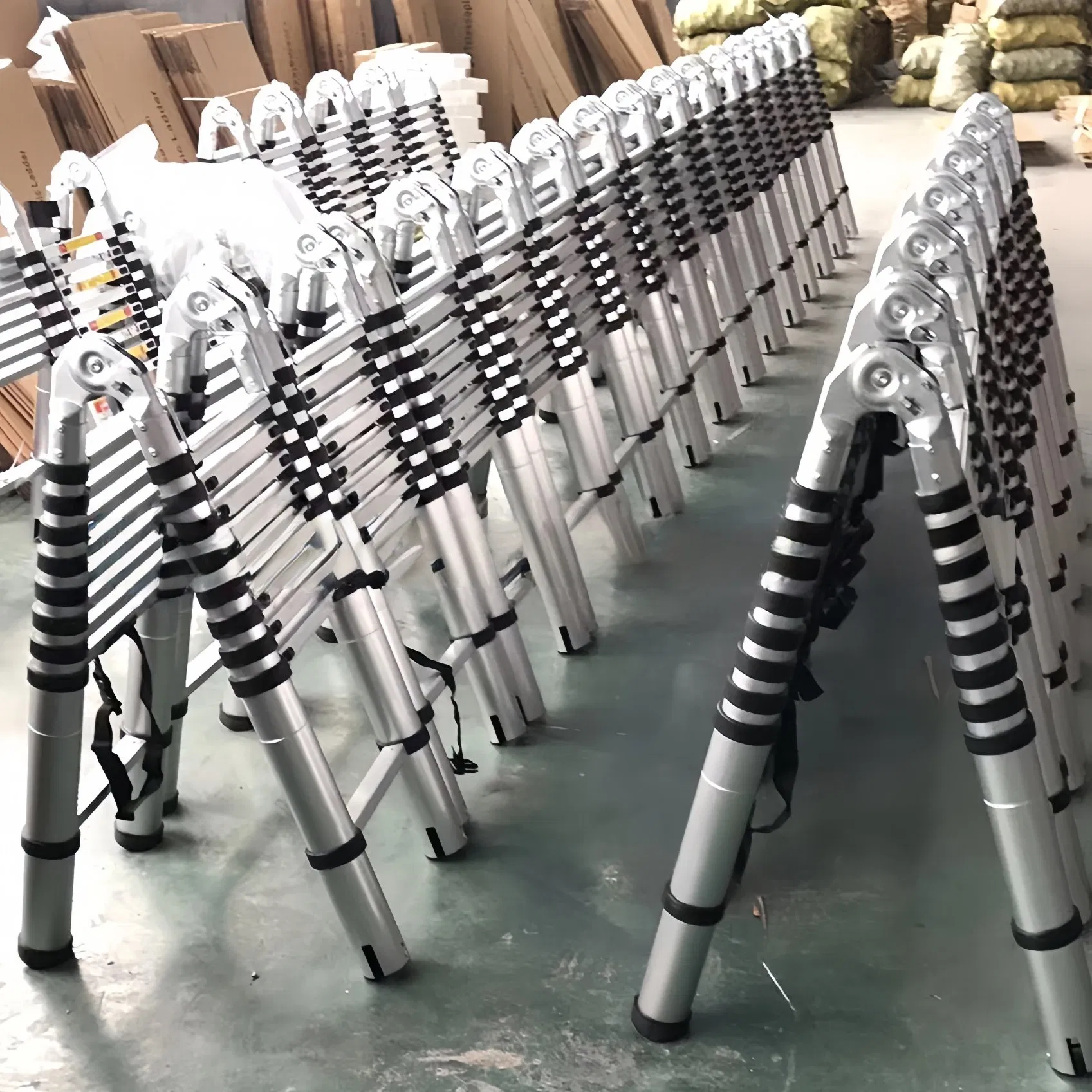 Multi-Function Telescopic Aluminum Ladder, 3-in-1 Telescoping Aluminum Ladder