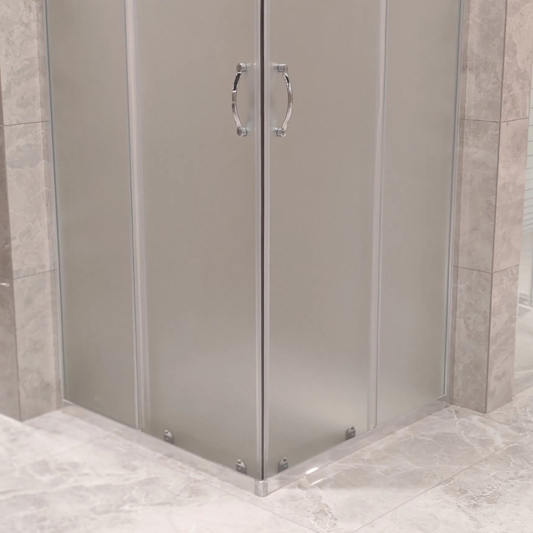 Modern Bathroom Aluminium Frame Sliding Shower Enclosure with 6mm Tempered Glass