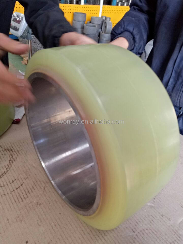 13X5.5X9.5 Press on Forklift Polyurethane Tyre Wheels