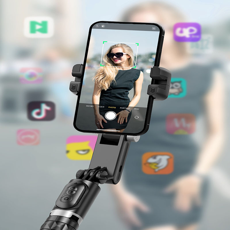 Умный стабилизатор-монопод Q18 с трекингом и подсветкой