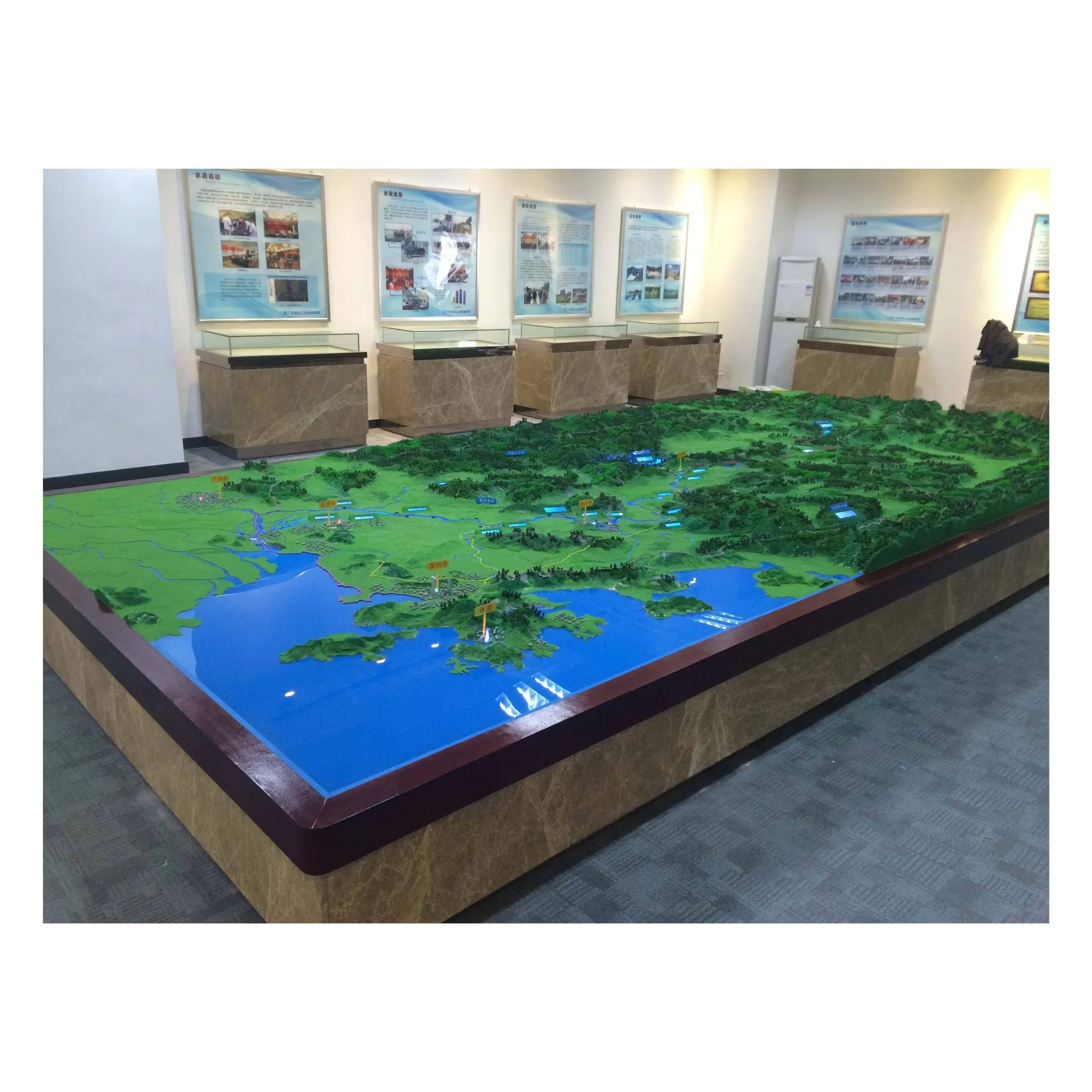 Customized Proportional Sand Table Model for Urban Terrain and Landform Planning