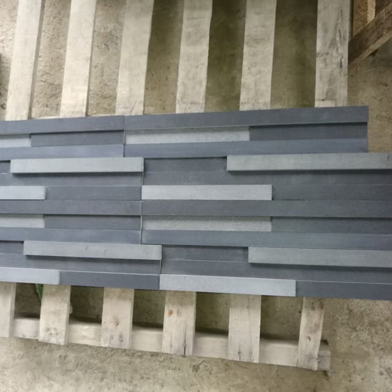 Basalt/Andesite /Volcanic/Blue Stone /Hainan Black Culture Stone/Lava Stone with Micro Hole for Flooring Tiles/Wall Panels/Steps/Stairs/Paving/Paver Price