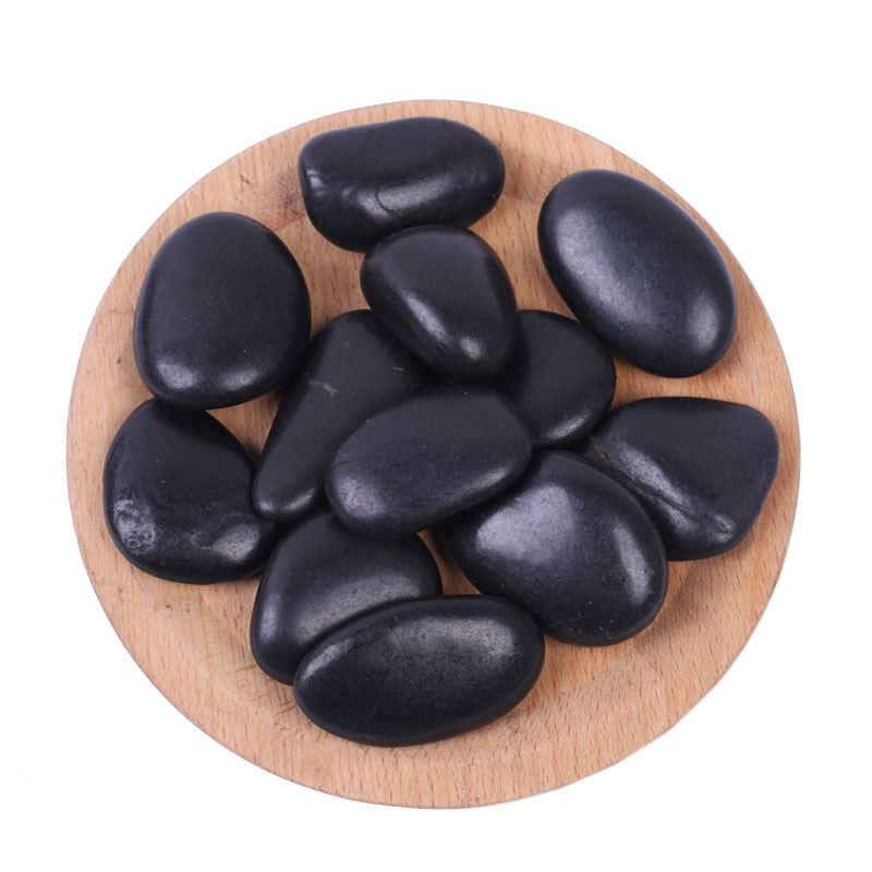 Natural Black Polished Rolling Stones/Gravel/River Pebbles, with Smooth Surfaces, Used for Landscaping