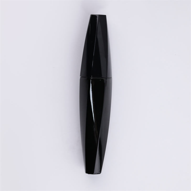 Black Waterproof Long Lasting Smudge-Proof High Quality Brush Head Full Volume Meets Limitless Length Mascara