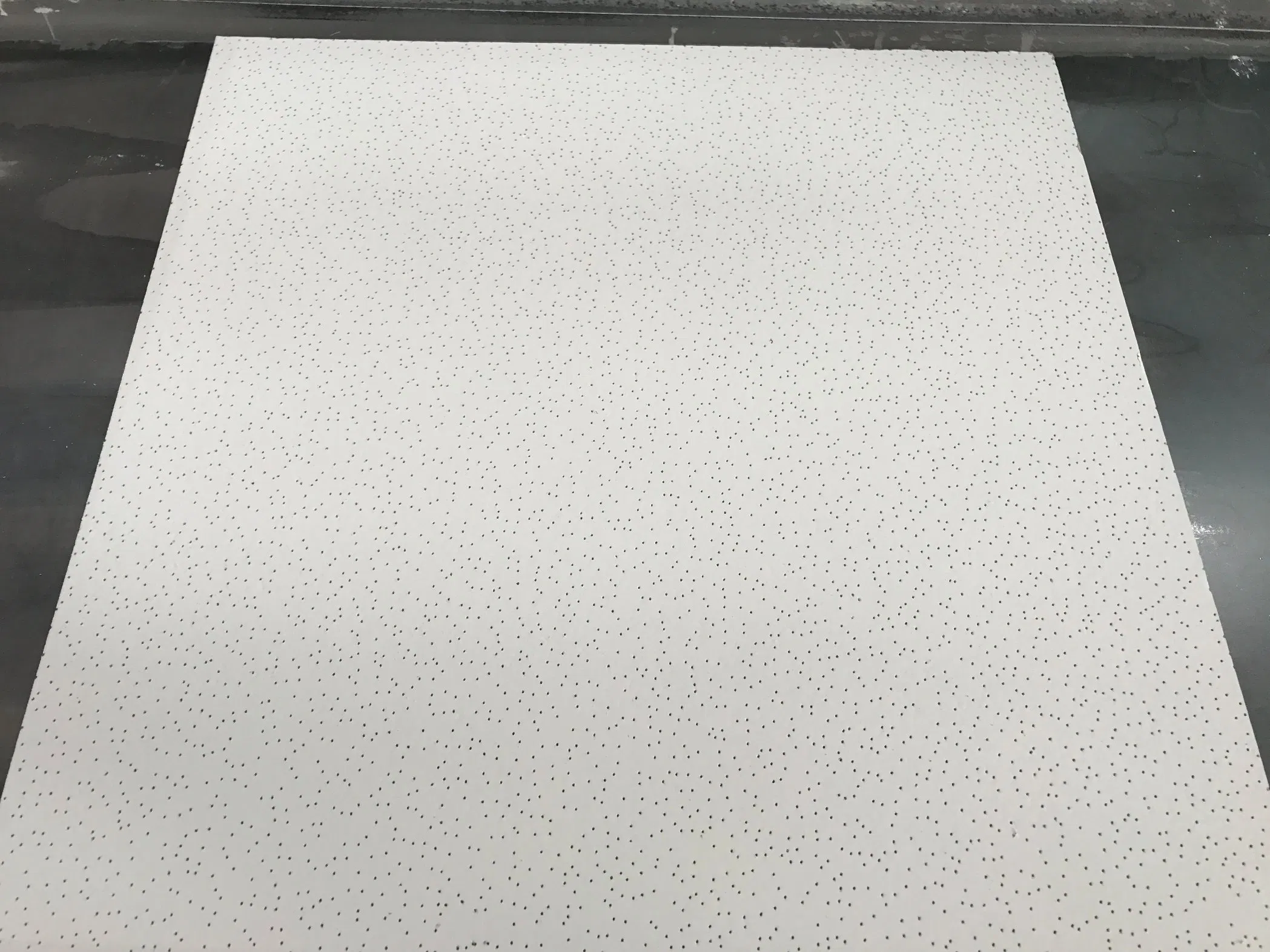 Premium Dune Series Acoustic Mineral Fiber Ceiling Panels for Soundproofing