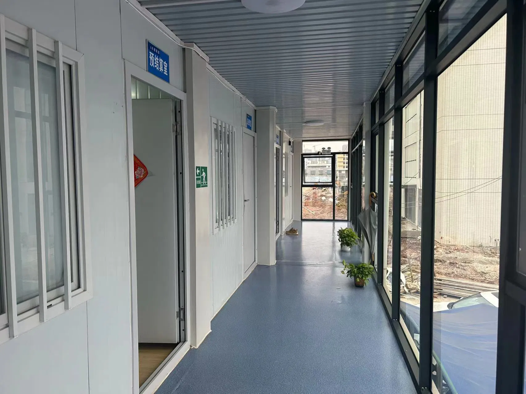 Prefab Shop Office Sandwich Panel Mobile 20FT Flat Pack Prefabricated Container House