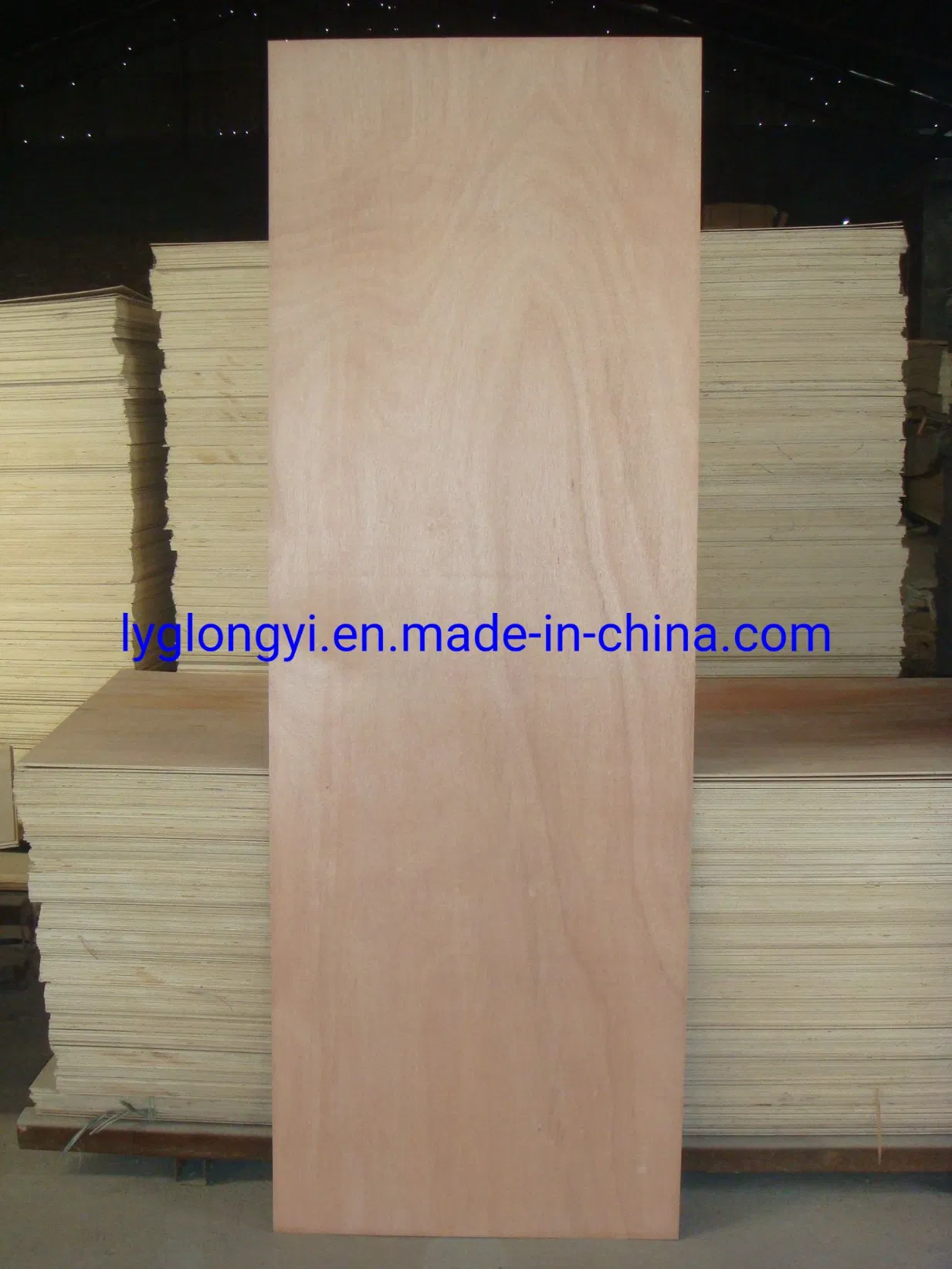 Bintangor Face Door Skin Plywood 2.7X810X2020mm Door Plywood