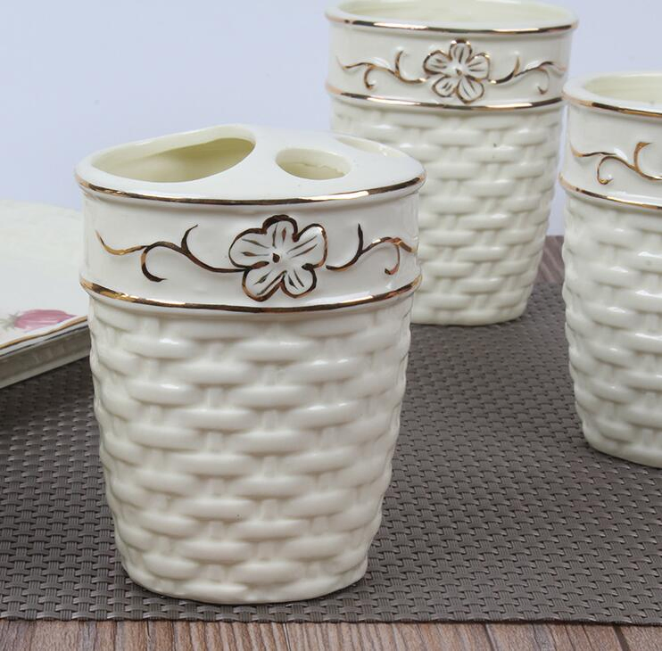 Hot Sale Hotel Ceramic Bathroom Accessories Set