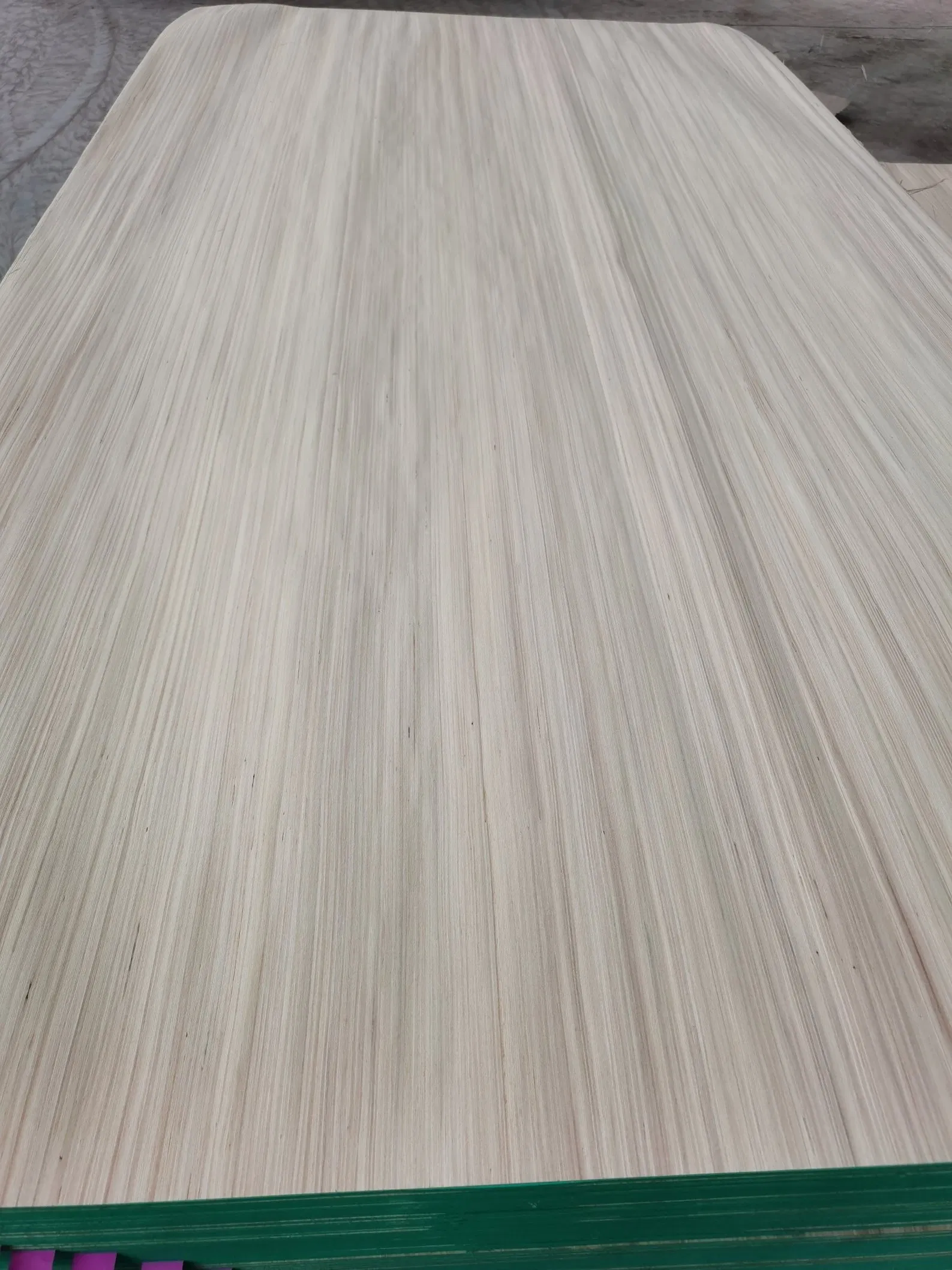 Factory-Poplar Engineer Veneer Big Size 4'x10' for Plywood Use