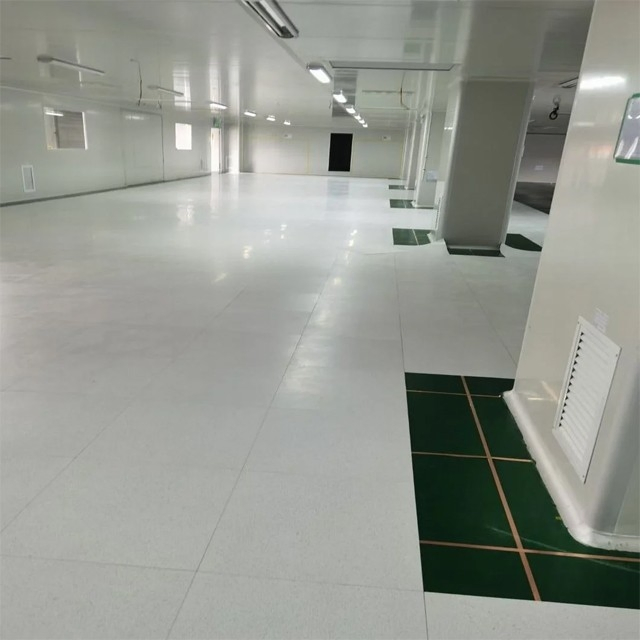 Durable Anti Static PVC Flooring Tile for Electronics Production Areas