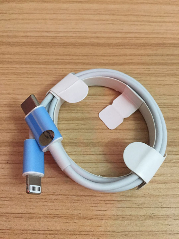20W 1m Pd TPE Type C to Lightning Charger Charging Data Cable for iPhone 12 Mini PRO Max 13 Mini PRO Max