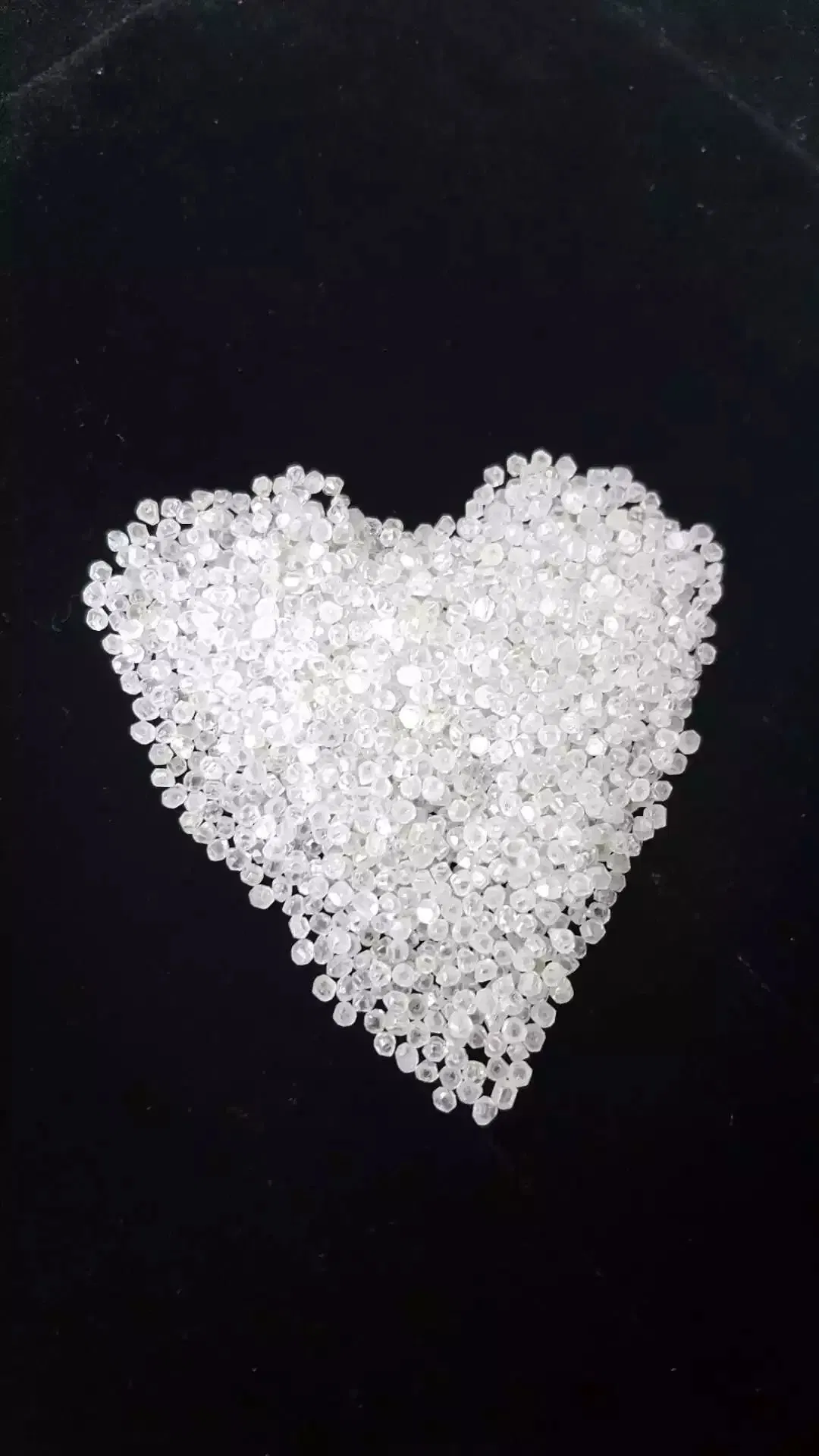 Синтетический алмаз HPHT необработанный