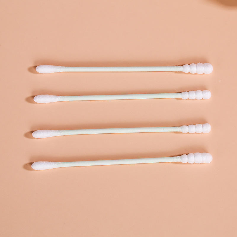200 Cotton Swabs