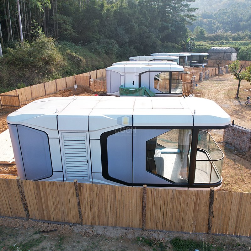 Compact Functional Capsule House for Eco-Friendly Living Spaces