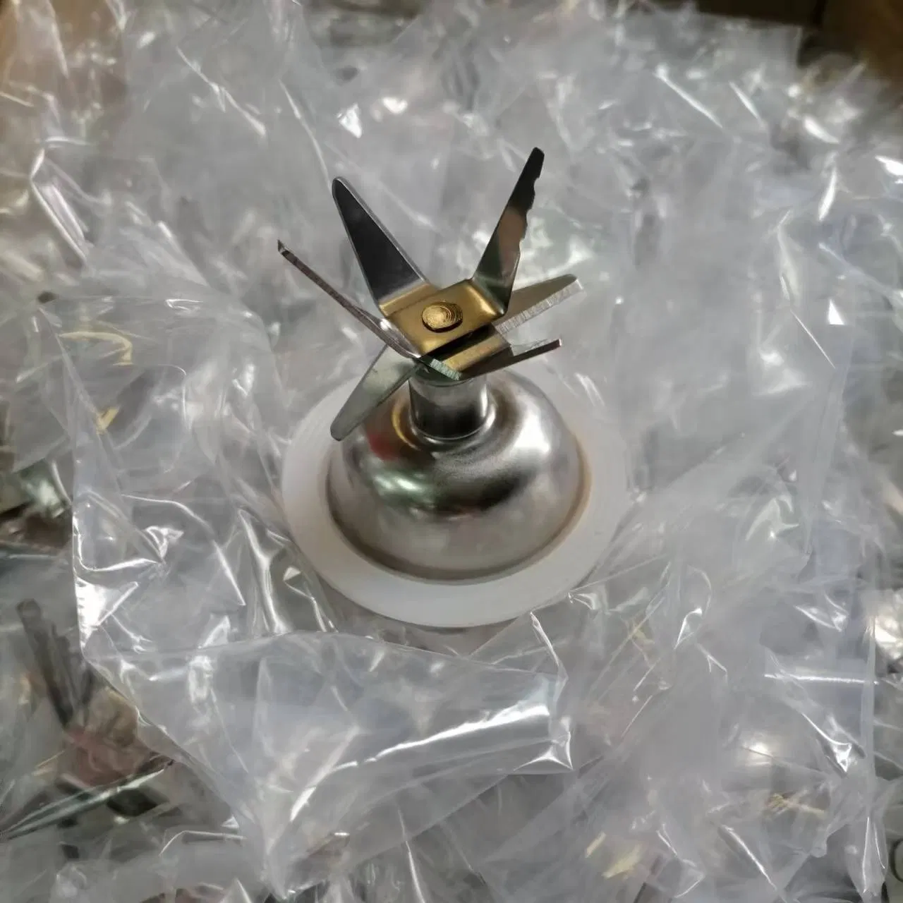 Y66 Stainless Steel 6 Leaves Blade Rubber Gear Blender Accessories