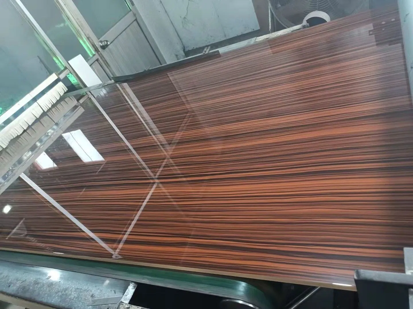 E1 Grade UV MDF Board for Cabinet Door