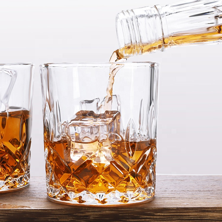 Amazon Top Seller Whiskey Decanter for Liquor Vodka Wine or Bourbon Irish Cut 750 Ml Wine Bottle Set