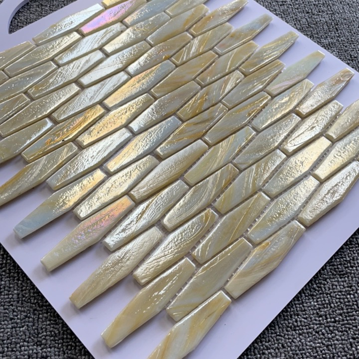 Глянцевая мозаика из стекла для пола и стен