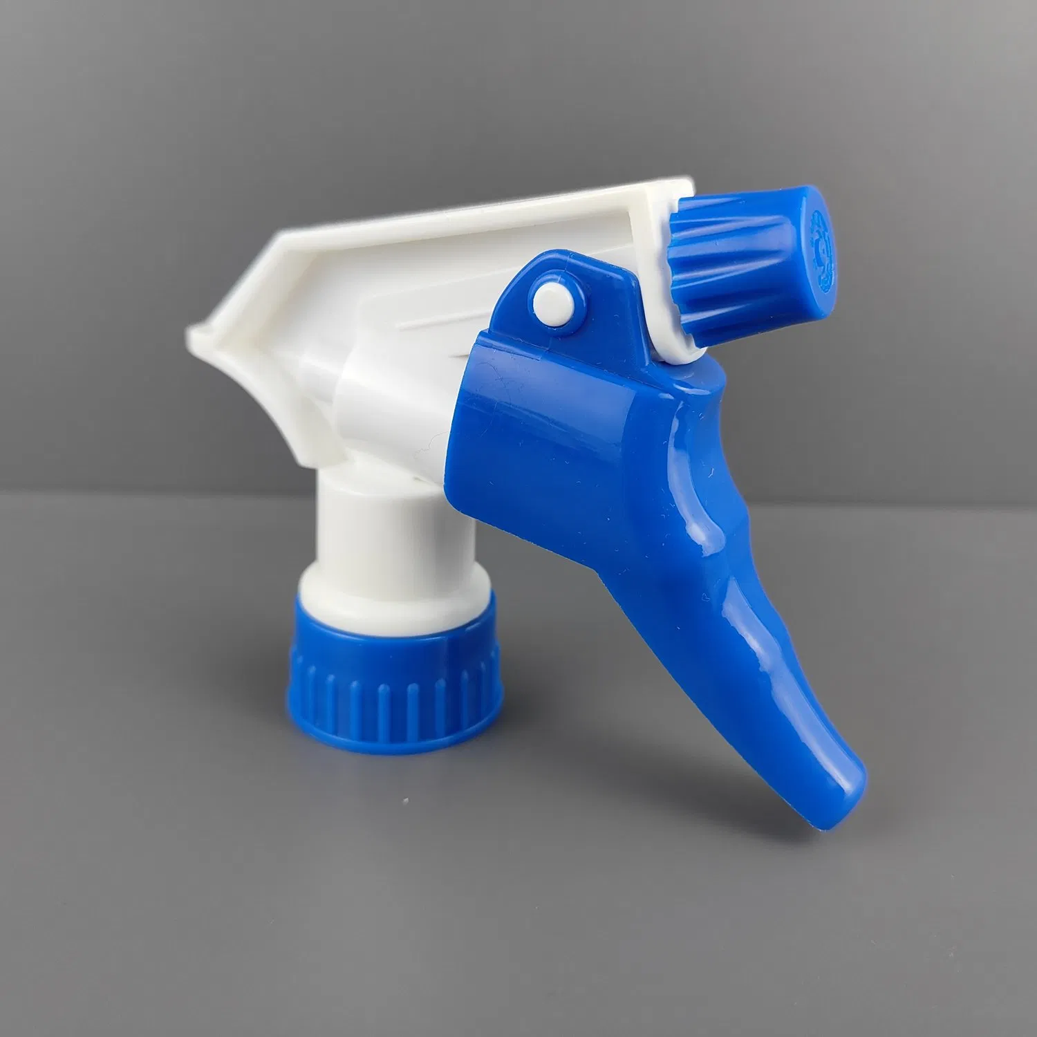 Wholesale High Quality 360 Degree Spray Strong Trigger Sprayer for Auto Repair and Gardening Can Be Custimized
