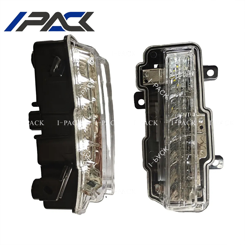 Противотуманные фары I-Pack для Mitsubishi Pajero V98 2015