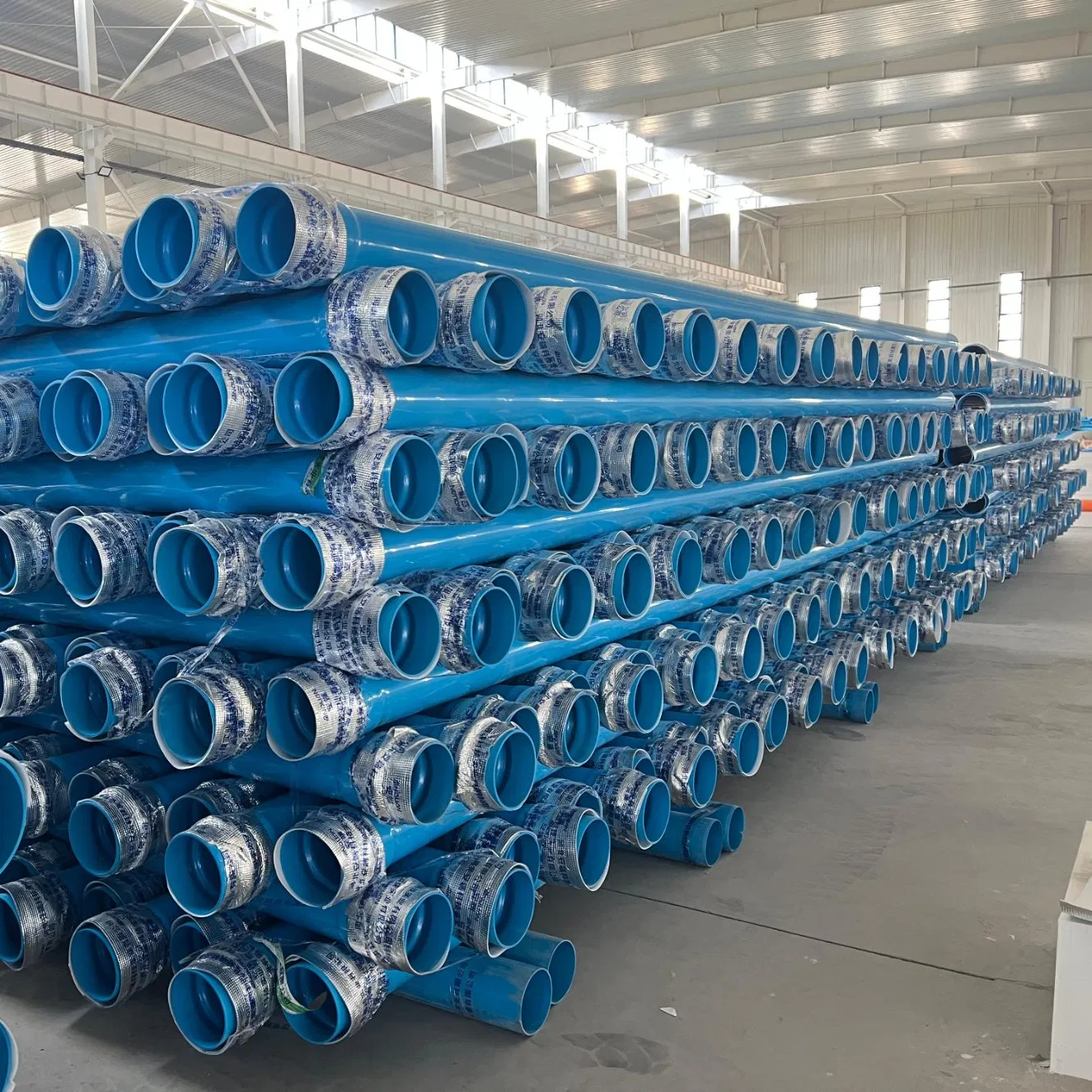 Прочная синяя водопроводная труба 6 метров