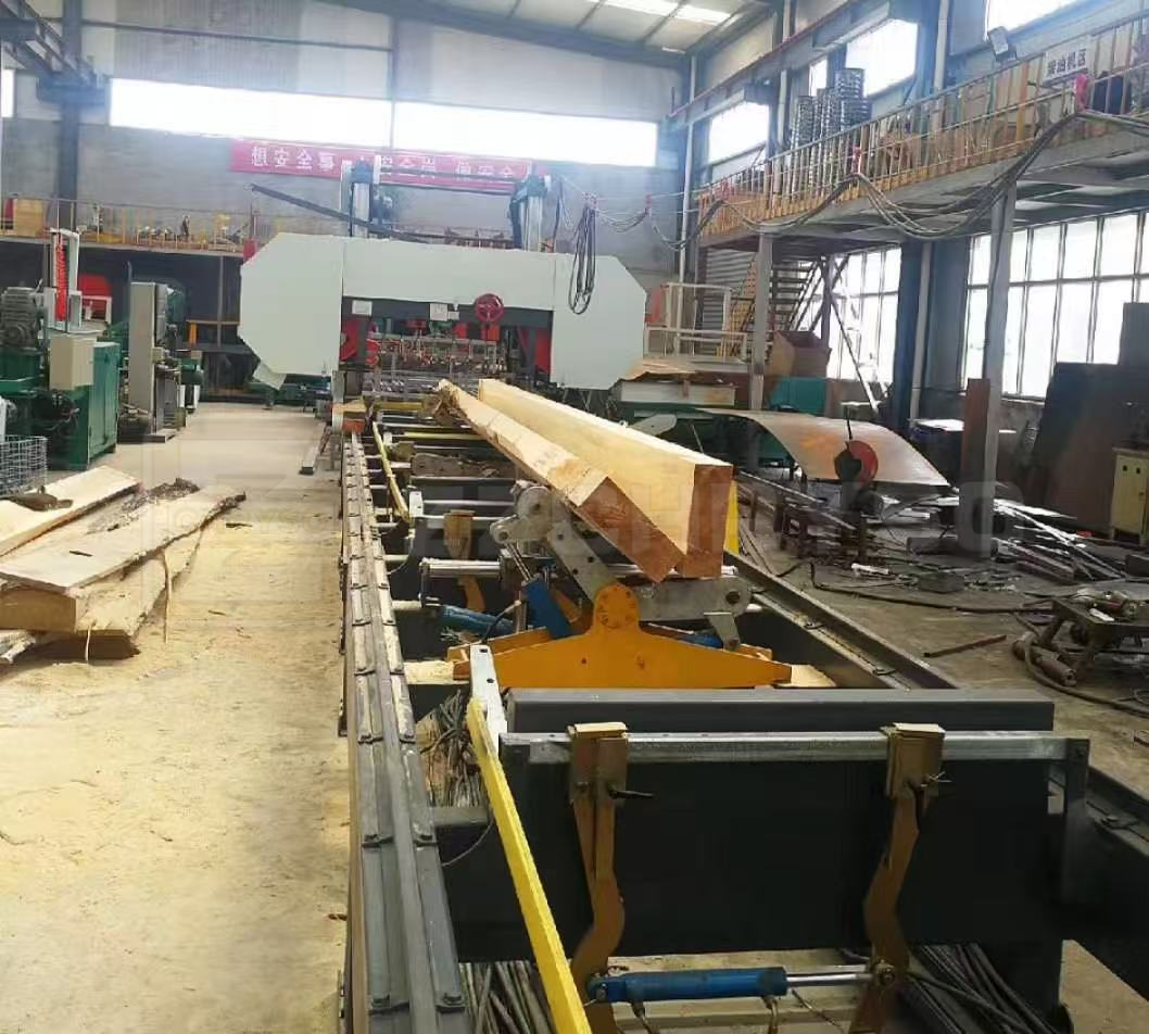 Ленточная пила по дереву горизонтальная 1016-1270 мм