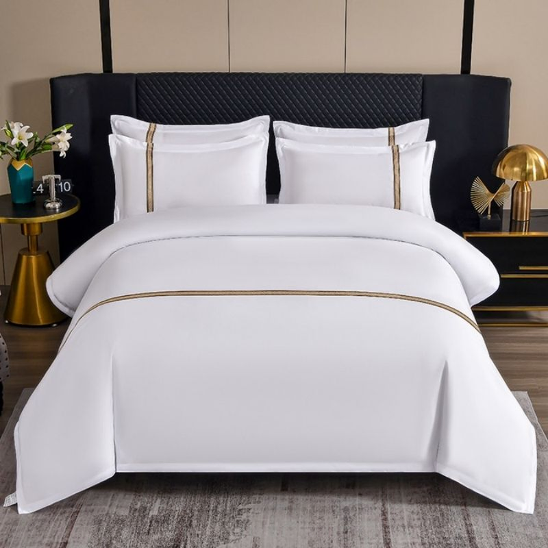120g Encrypted Webbing Comforter Quilt Duvet Cover Skin-Friendly Bed Linen Customized Hotel Sanded Four-Piece Bedding Set with Bed Sheets Pillowcases for Hotel