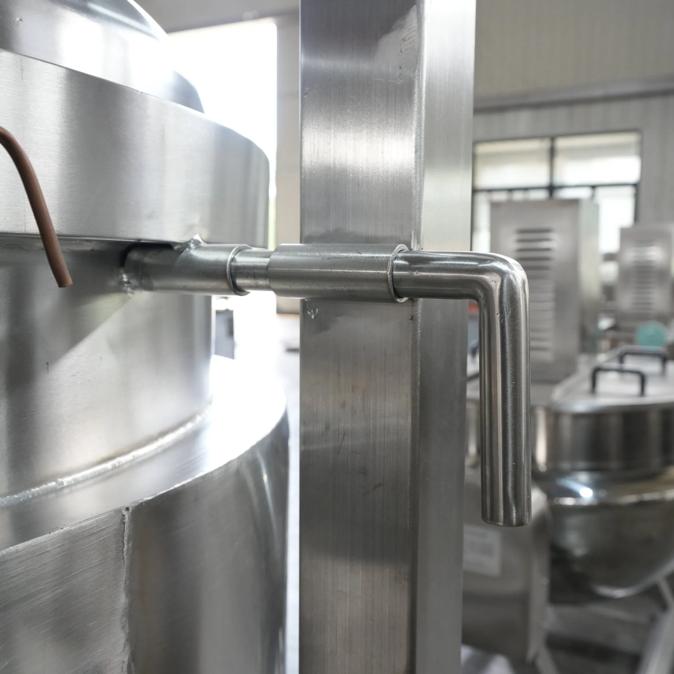 High-Pressure Jacketed Kettle with Scraper Agitator