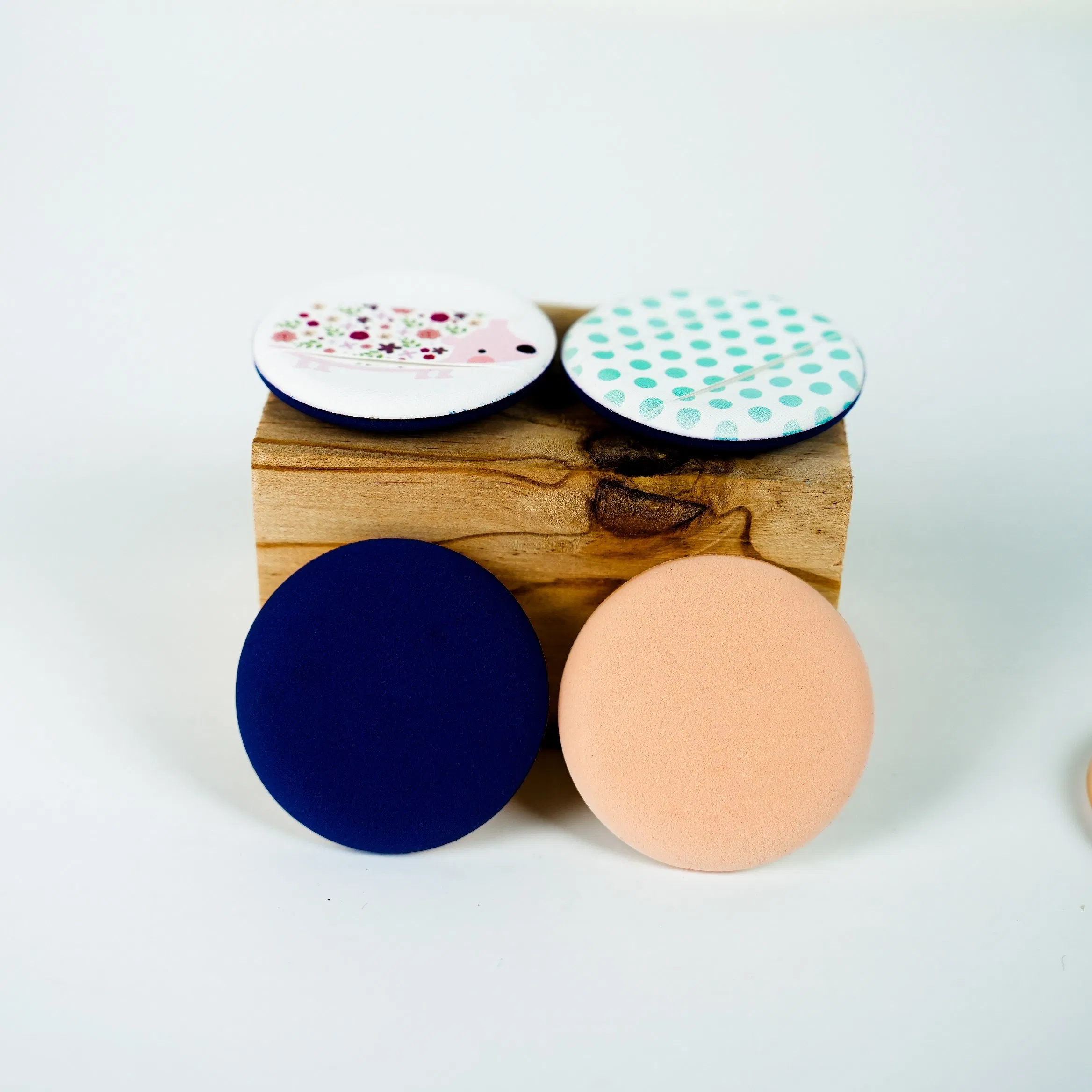 Premium Multi-Color Makeup Sponge Beauty Sponge Cosmetic Puff for Flawless Foundation