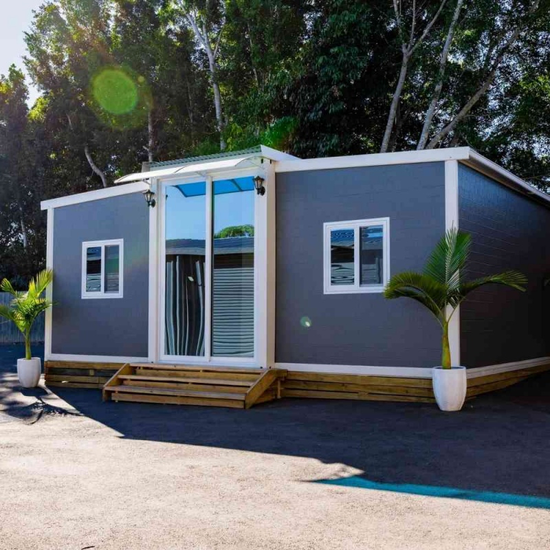 Expandable Capsule House Space Prefab Villa House Tiny Capsule House CE Certified Waterproof Wind Resistance for UK Market Looking for Distributors
