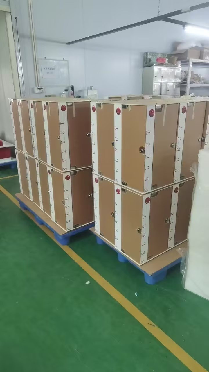 Transparent Display Showcases Knife Exhibition Stand Security Acrylic Display Stand